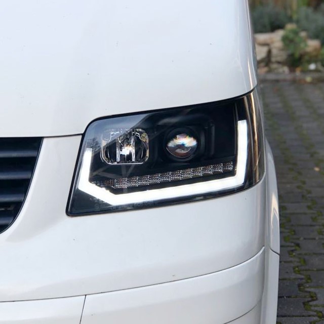 Koplampen VW T5 03-09 FULL LED Dynamisch