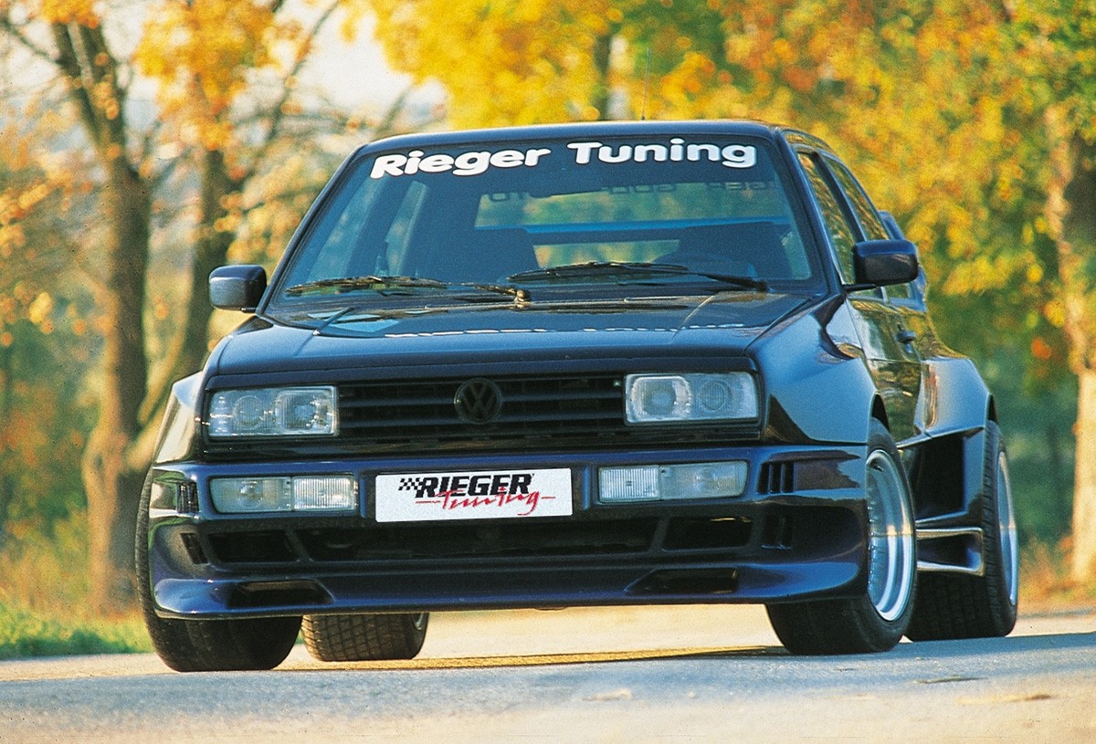 Zijskirts Breedversie ll VW Golf II Polyester Rieger