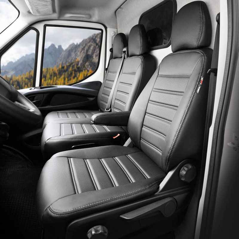 New York Design Kunstleder Stoelhoezenset 2+1  Renault Trafic/Fiat Talento/Nissan NV300/Opel Vivaro 2014- (split in zitvlak/rug bank)