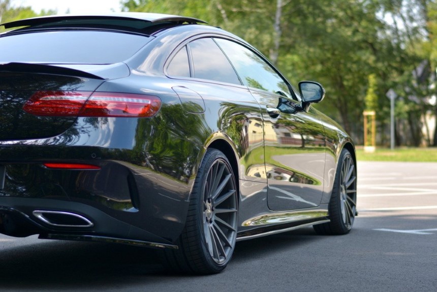 Zijskirts passend voor Mercedes E W213 Coupé AMG-Line Maxton Design glans zwart