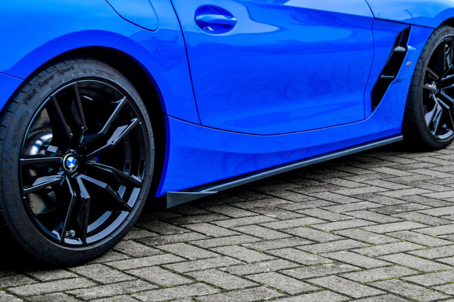 Zijskirts met vleugel achterzijde BMW Z4 G29 + M pakket