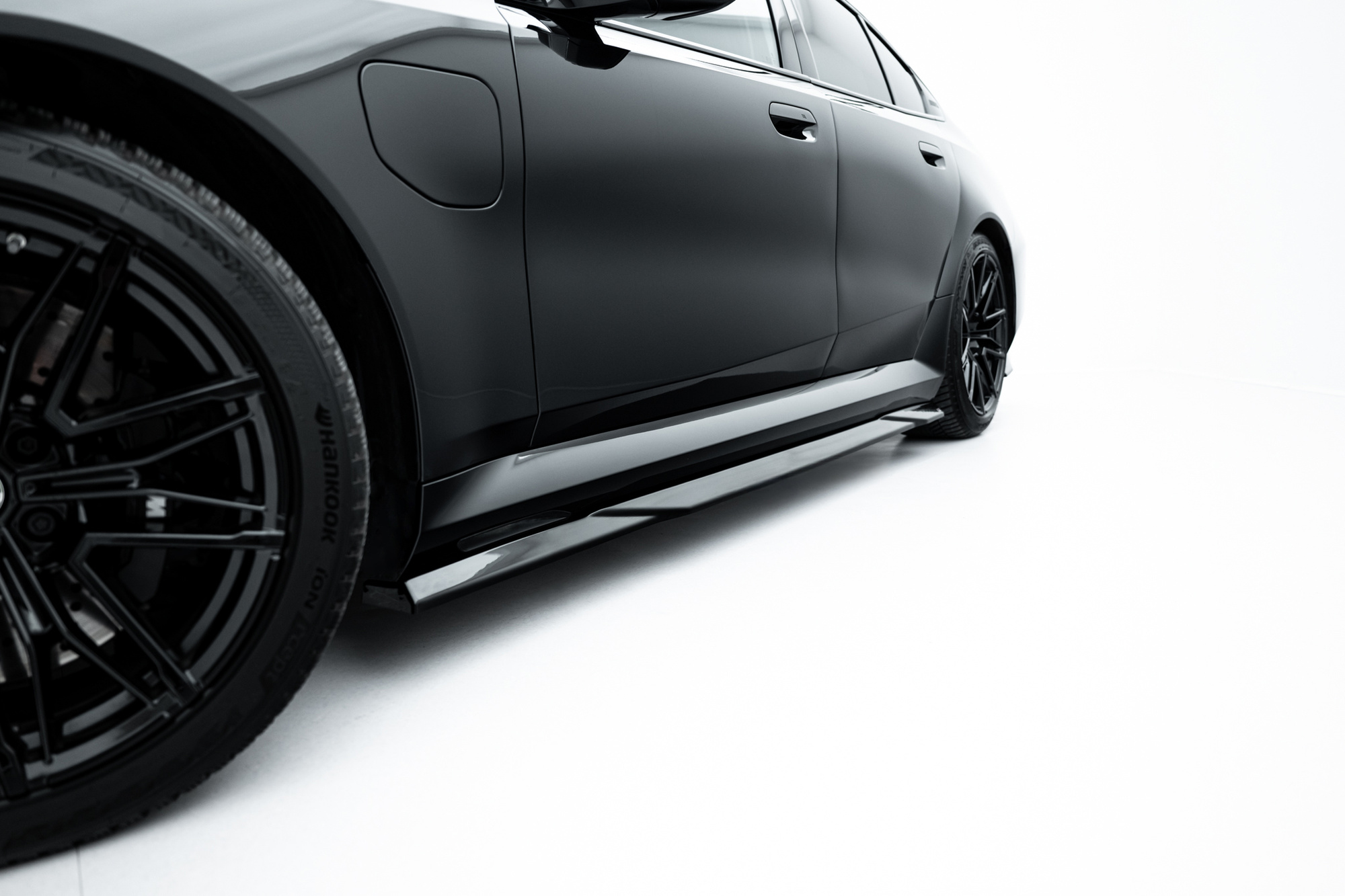 Zijskirts passend voor BMW M5 Sedan / touring G90 Maxton