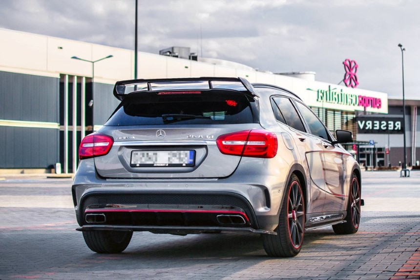 Diffuser passend voor Mercedes GLA 45 AMG X156 Maxton Glans Zwart
