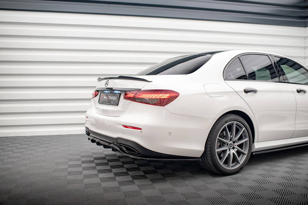 Diffuser passend voor Mercedes E Klasse W213 FL AMG Line Maxton Glans Zwart
