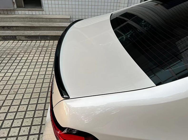Achterklep Spoiler passend voor BMW 5 G60 Glans Zwart