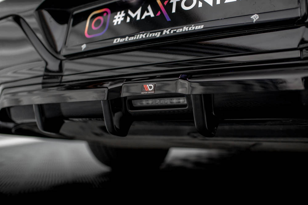 Diffuser passend voor BMW 7 Serie G70 M Pakket Maxton Glans Zwart