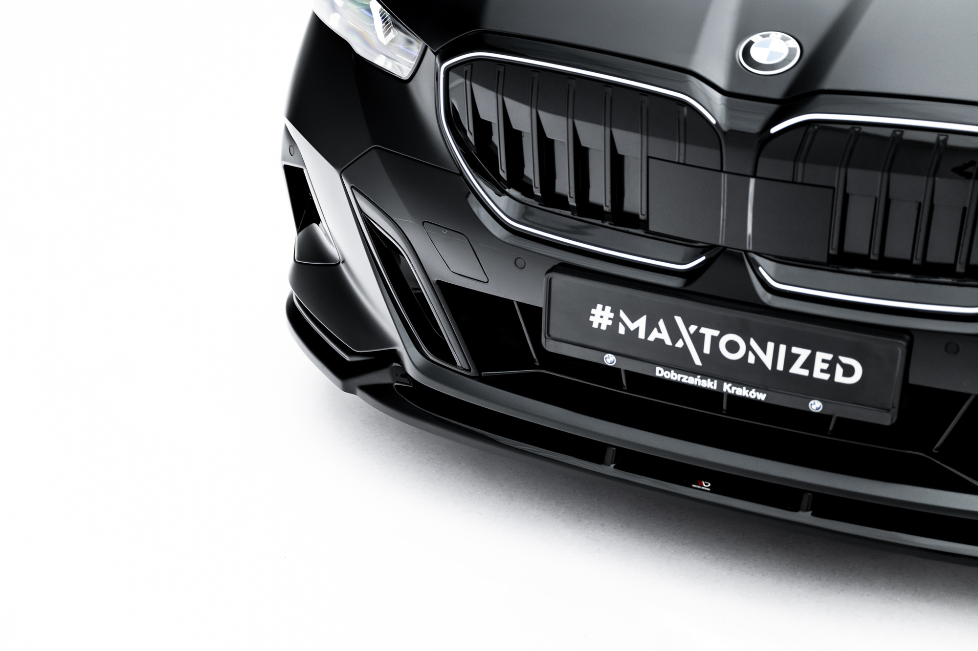 Bodykit passend voor BMW 5-serie G60 M-Pack Maxton Glanzend zwart V.1