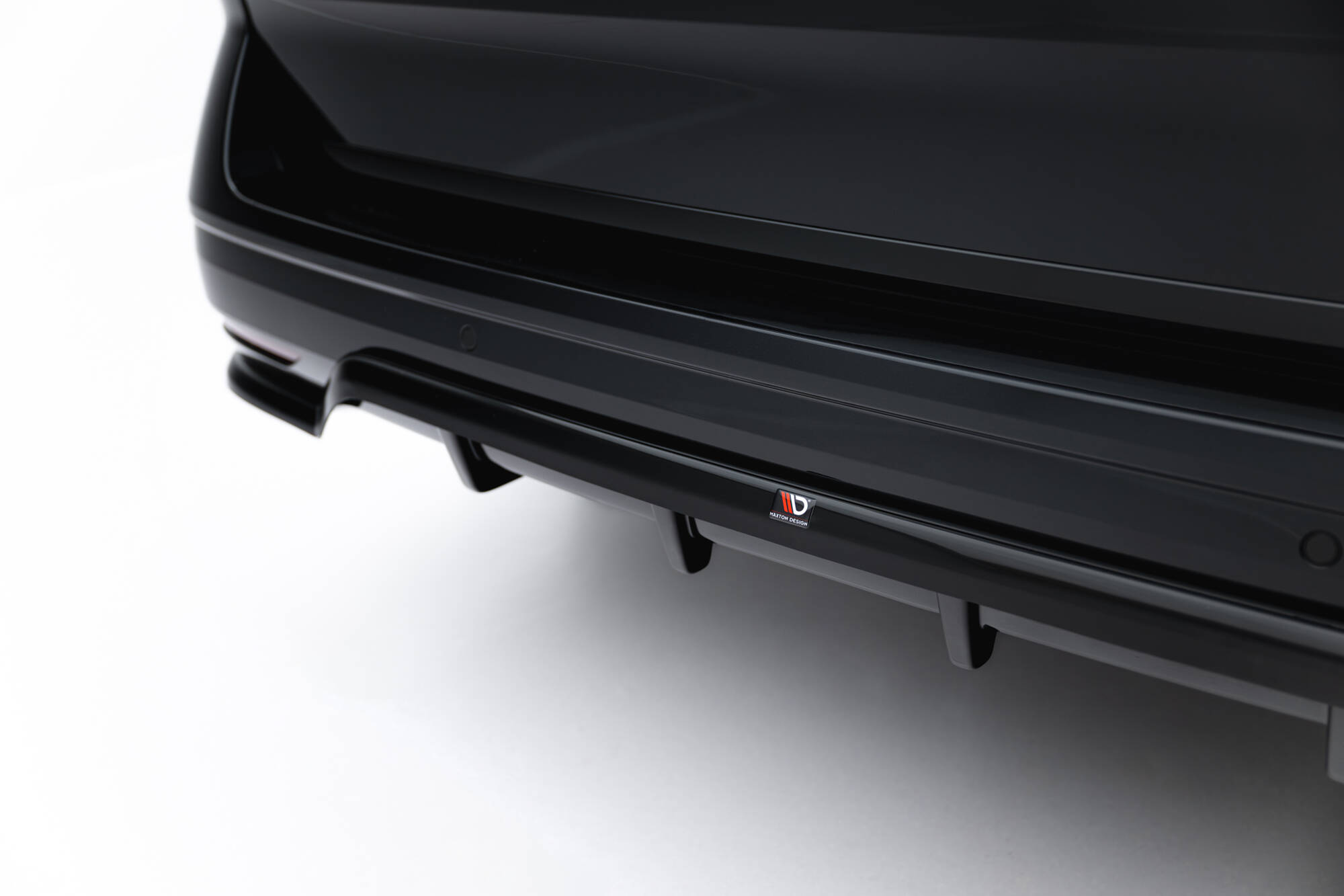 Achter Diffuser passend voor Volkswagen Multivan Long T7 Maxton Glanzend zwart