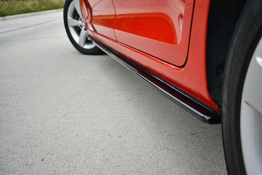 Zijskirts passend voor Skoda Rapid Maxton Design glans zwart