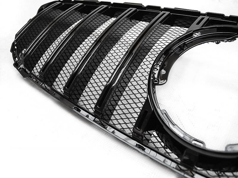 Grill passend voor Mercedes W205 Facelift 18-.. Zwart GT Look Camera