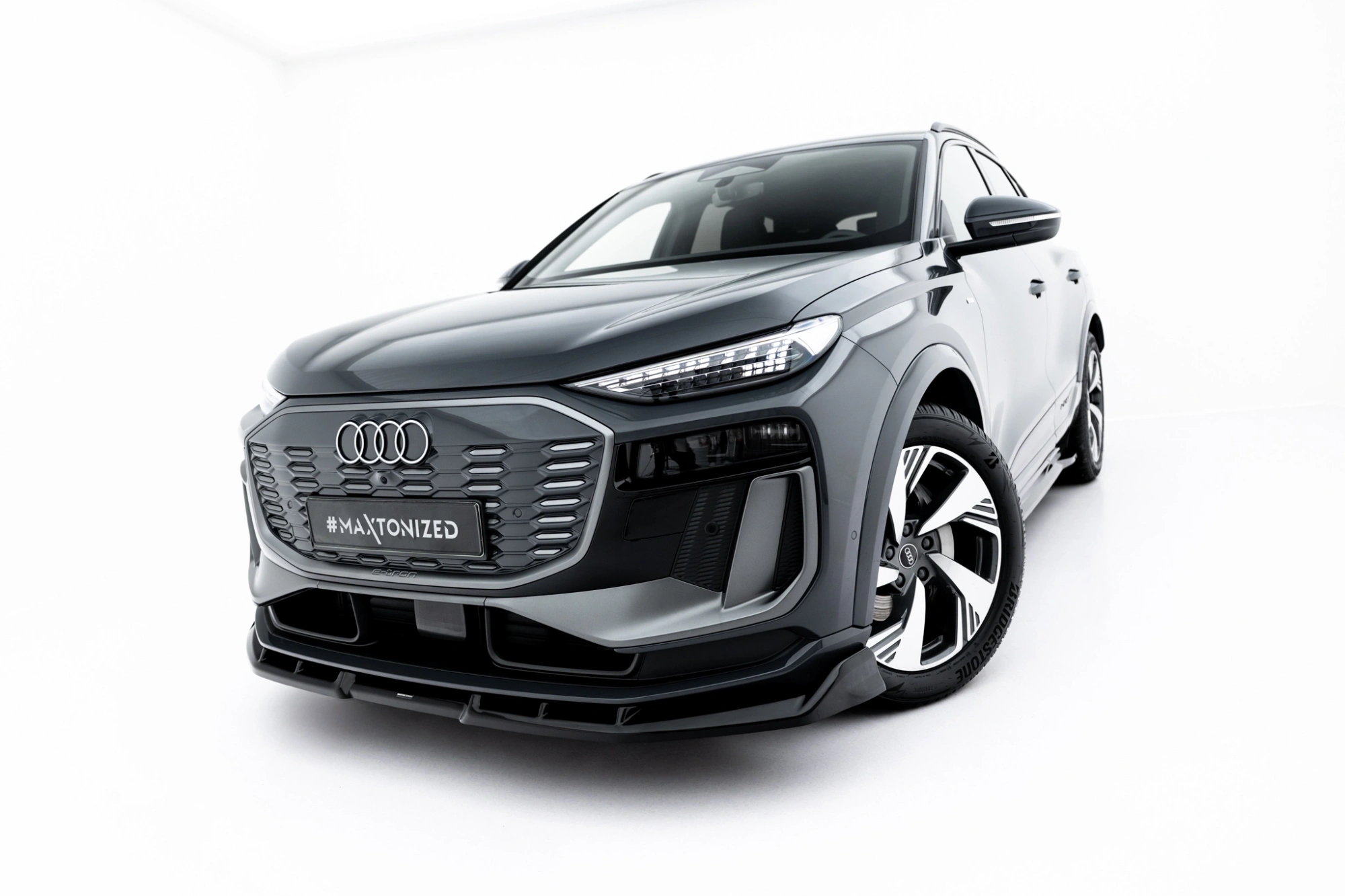 Voorspoiler Audi Q6 e-tron Standard / S-Line / SQ6 e-tron SUV & Sportback Mk1 (2023–heden) – Glans Zwart