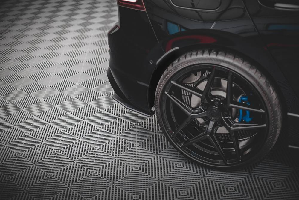 Zijdiffuser Street Pro Volkswagen Golf 8 R Maxton