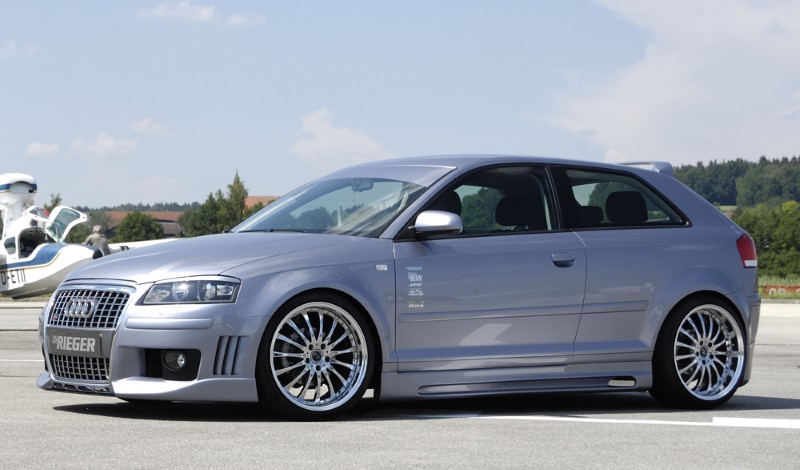 Zijskirts passend voor Audi A3 8P 3-5 Deurs Rieger met uitsned