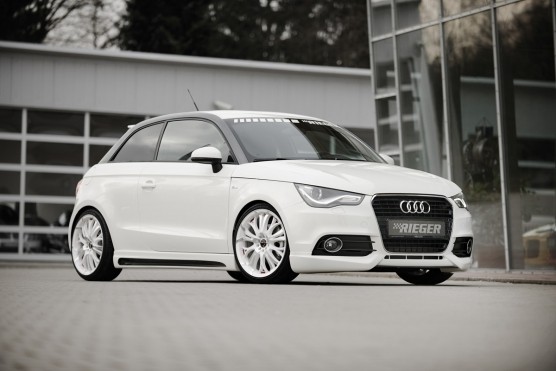 Rieger Zijskirts passend voor Audi A1 8X 2010- Carbon