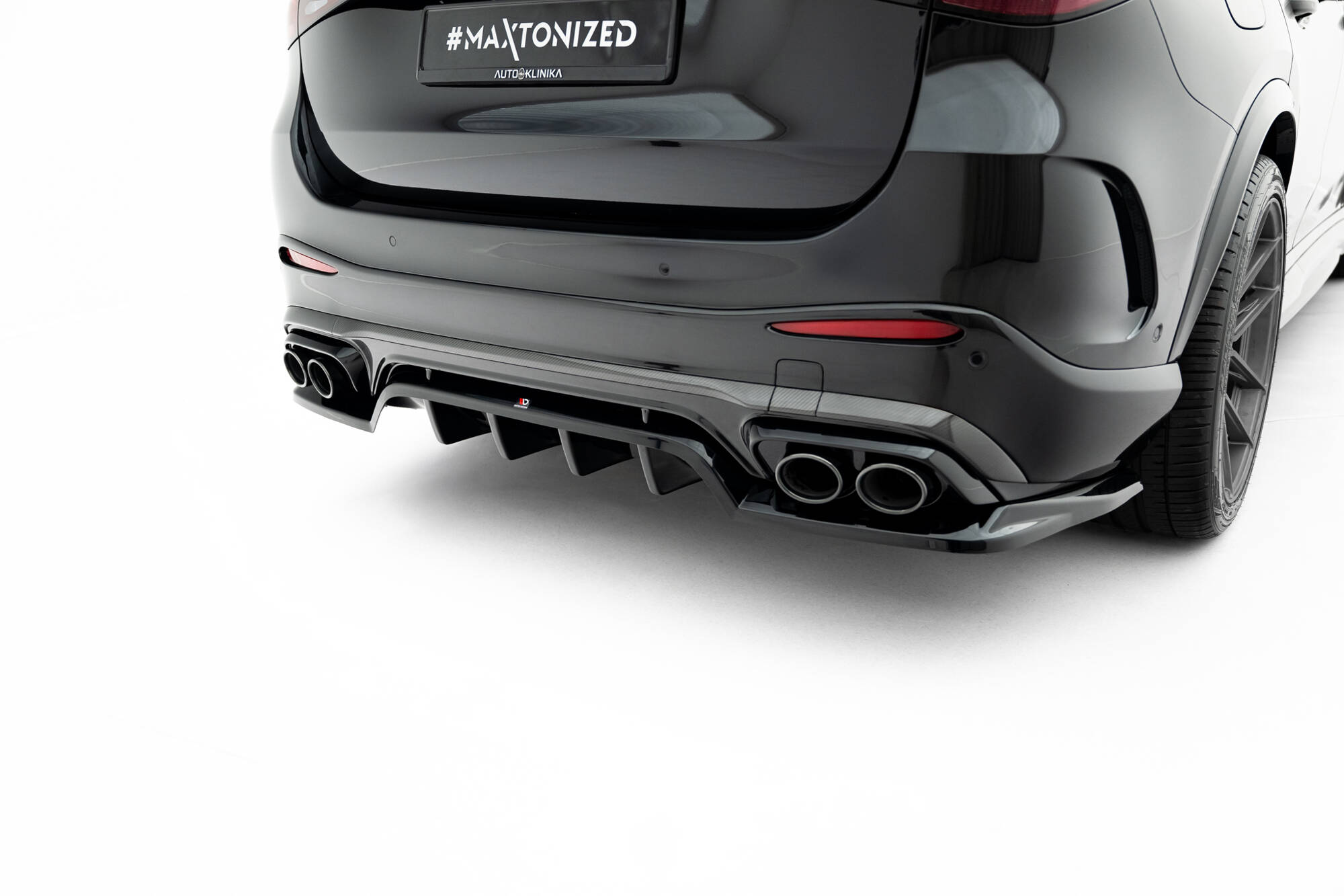 Achter Diffuser passend voor Mercedes-AMG GLC 43 X254 Maxton Glanzend zwart