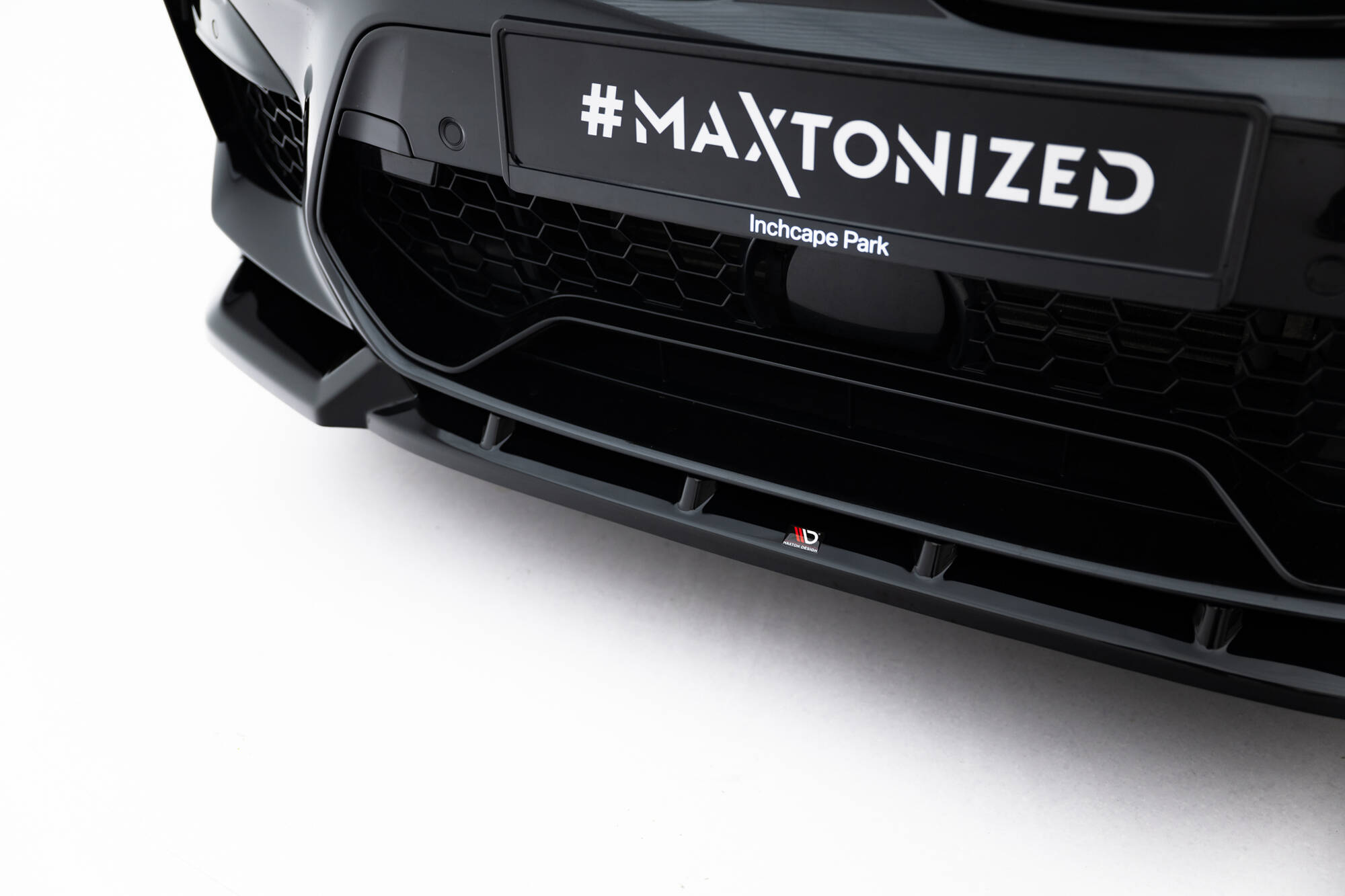 Voorspoiler passend voor BMW X3 M F97 Maxton Glanzend zwart