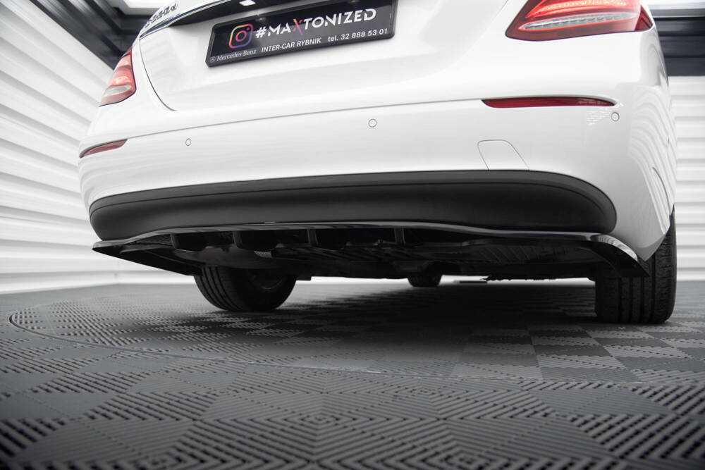 Diffuser passend voor Mercedes-Benz E Klasse W213 2016 - 2021 Maxton Glans Zwart