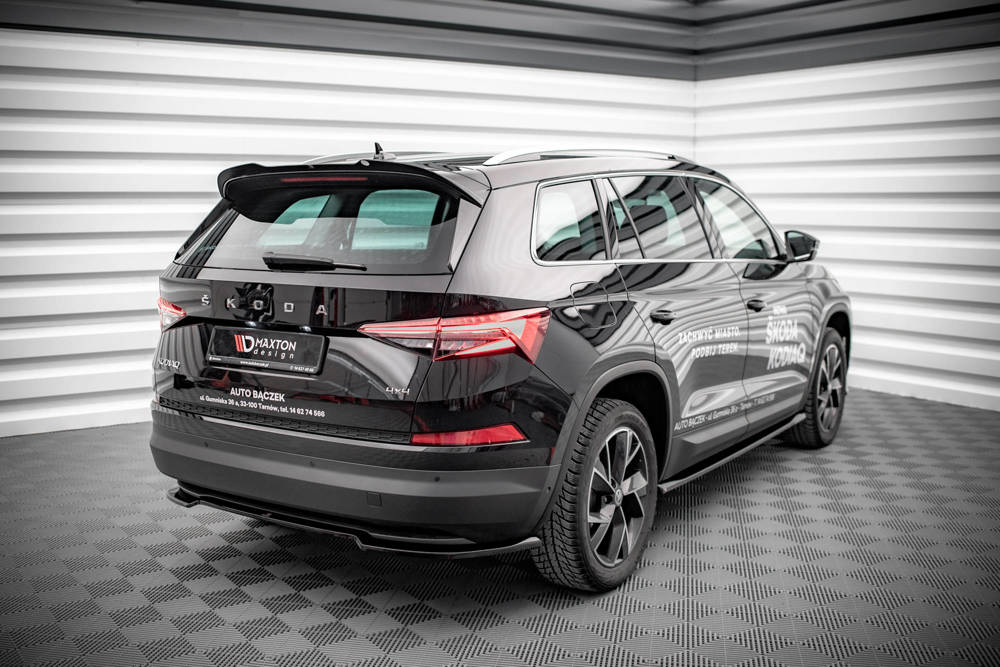 Spoiler passend voor Skoda Kodiaq Mk1 Facelift sportline Maxton Design glans zwart