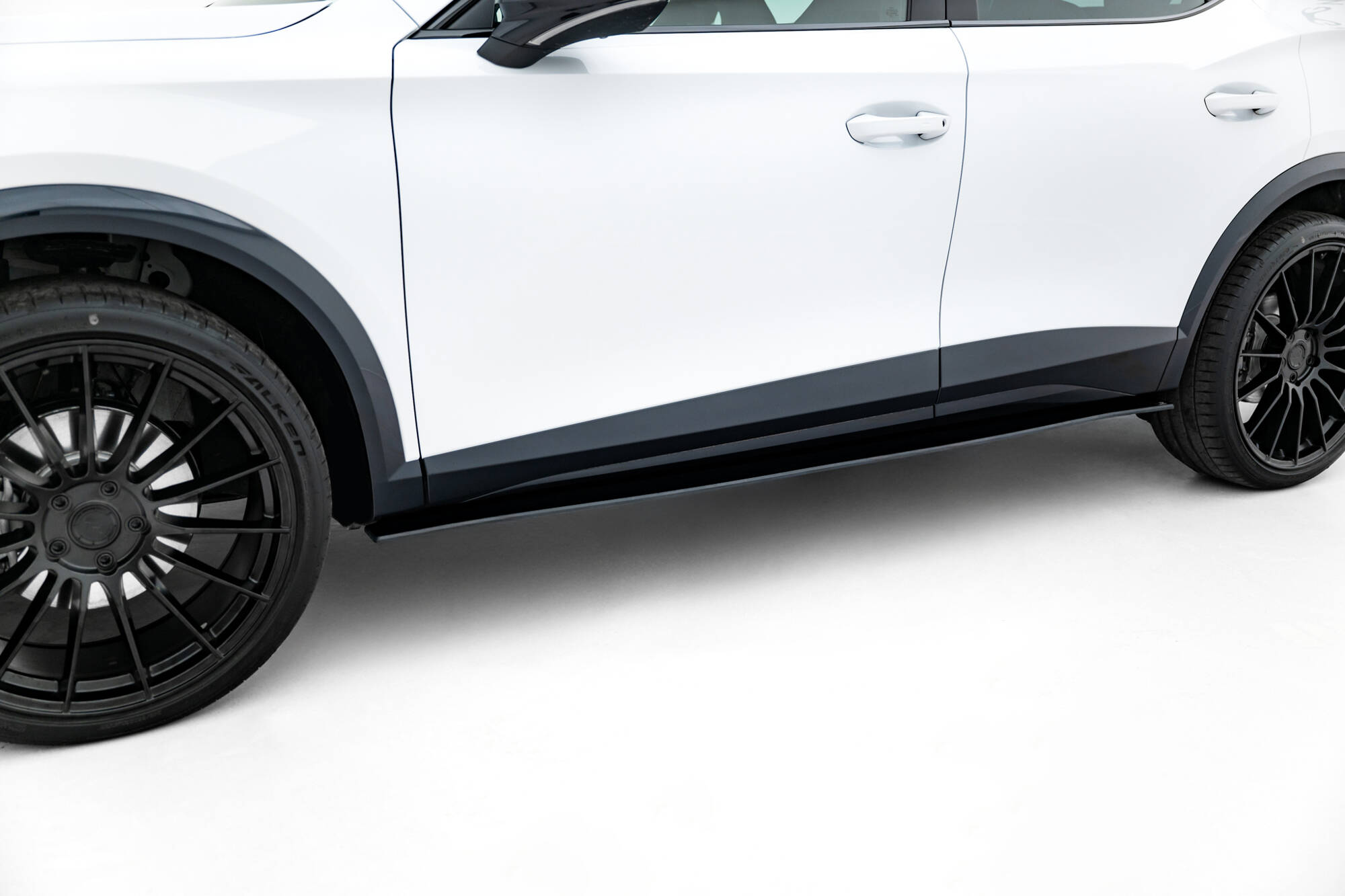 Zijskirts passend voor Cupra Formentor Maxton Street Pro