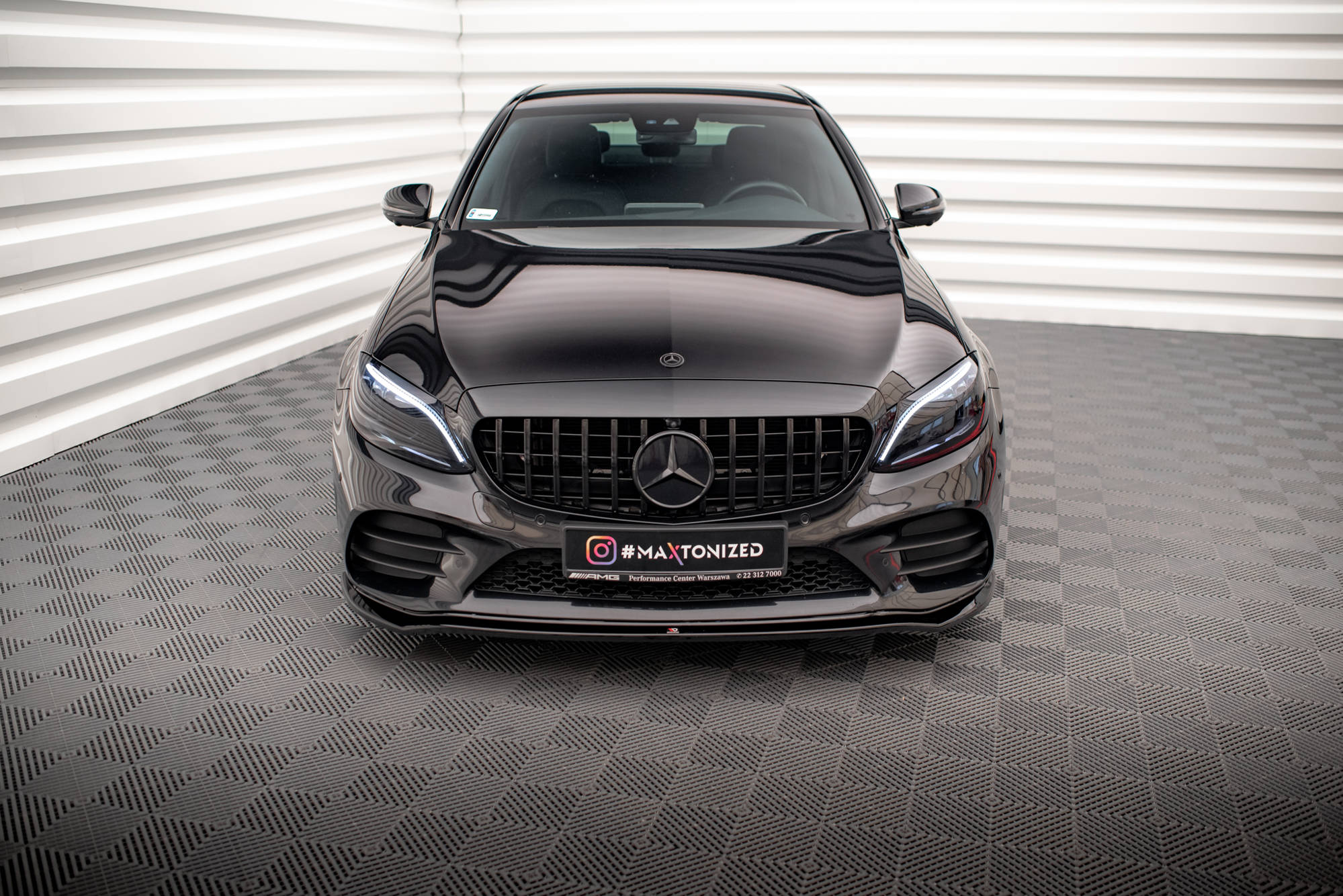 Bodykit passend voor Mercedes-Benz C AMG-Line Sedan / Estate W205 Facelift / S205 Facelift Maxton Glanzend zwart