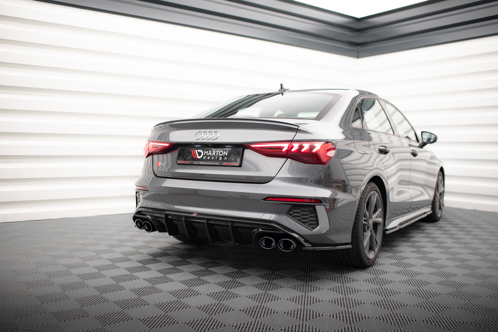 Diffuser Audi S-Line Sedan 8Y Maxton Glans Zwart met sierstukken Zwart