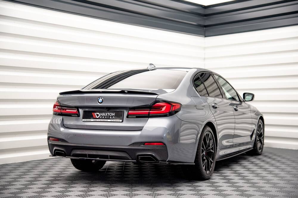 Bodykit passend voor BMW 5 M-Pack Sedan G30 Facelift Maxton Glanzend zwart