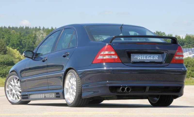 Zijskirts Mercedes W203 met 2 schacht en 2 uitsnedes Rieger