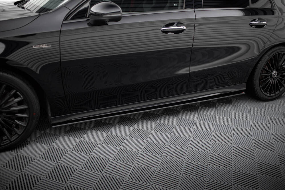 Zijskirts passend voor Mercedes A Klasse AMG Pakket / A35 AMG Maxton Street Pro