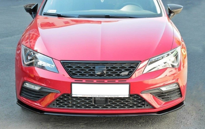 Voorspoiler passend voor Seat Leon FR 5F Maxton Design glans zwart V.2