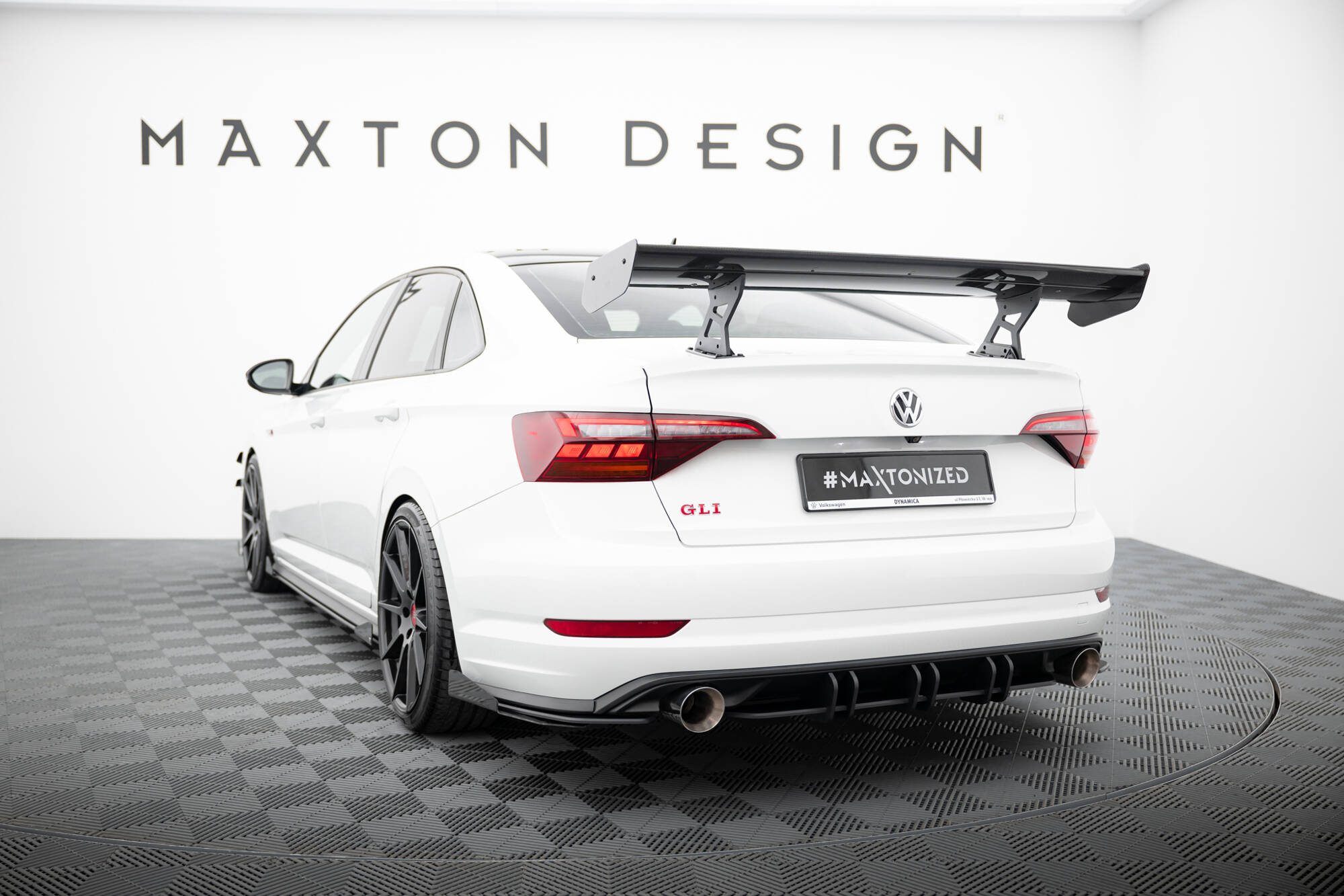 Carbon Spoiler passend voor Volkswagen Jetta GLI MK7 Maxton Glans zwart
