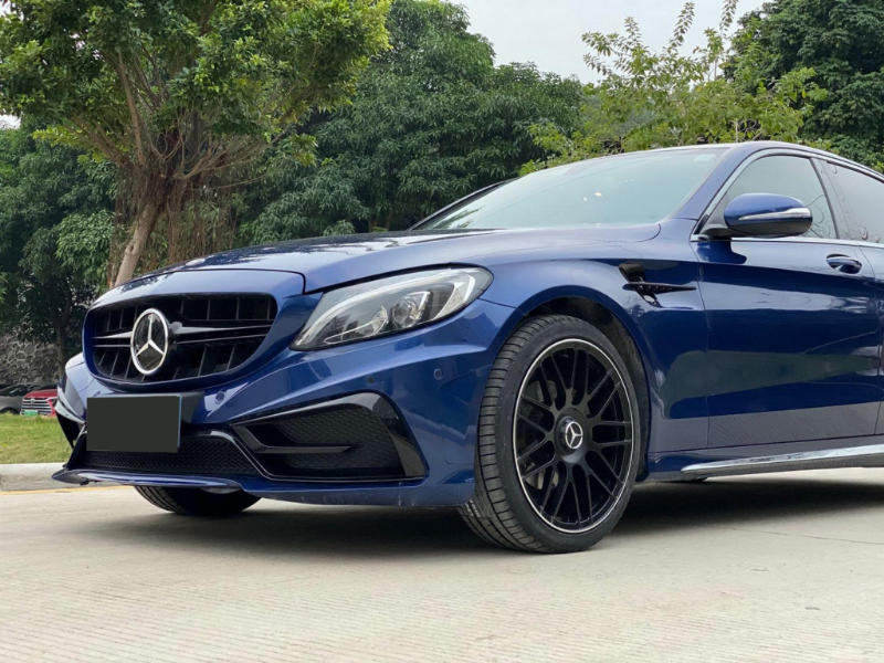 Voorbumper passend voor Mercedes W205 S205 C63 Zwart