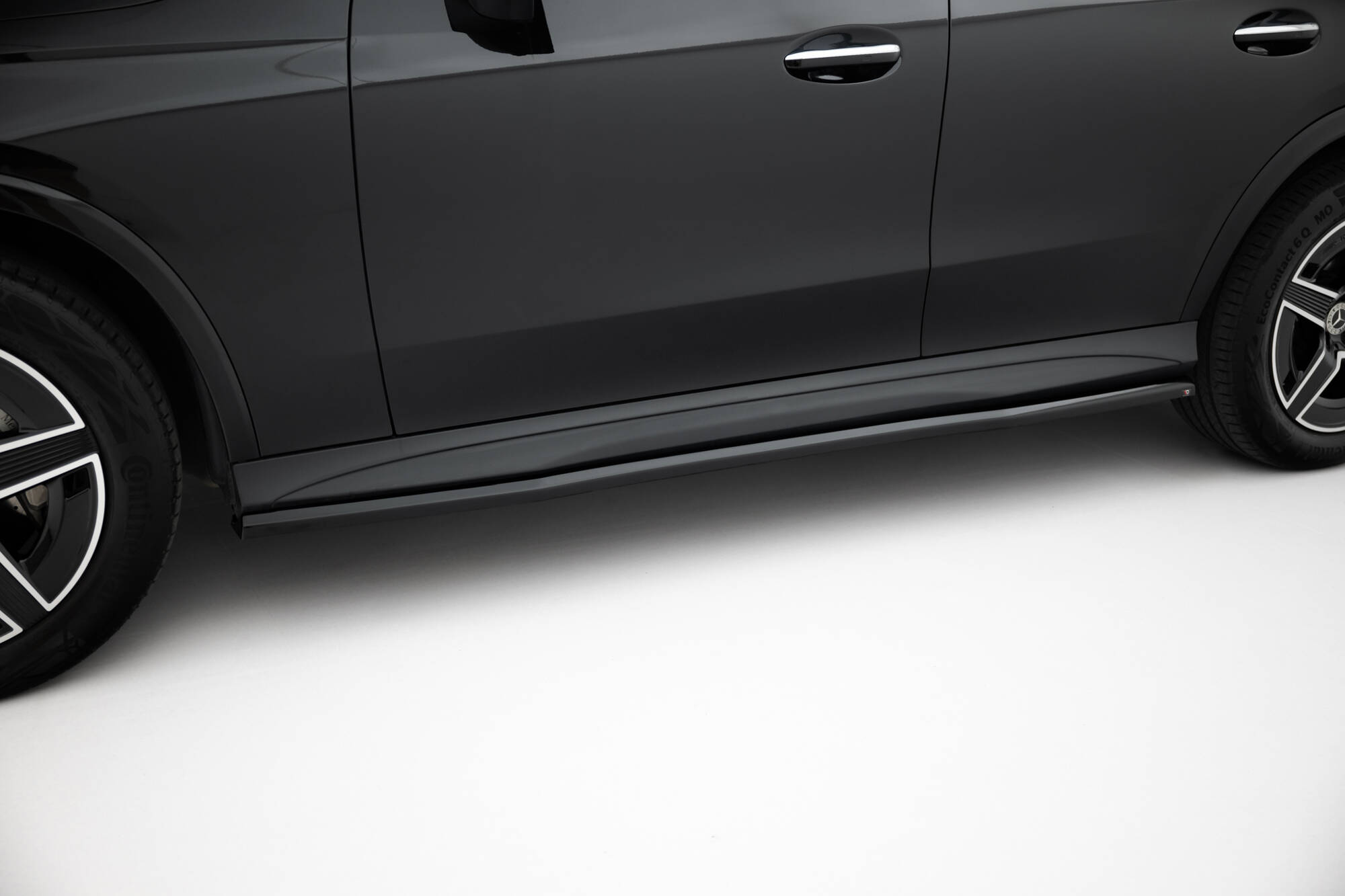 Bodykit passend voor Mercedes-Benz GLC Coupe AMG-Line C254 Maxton Glanzend zwart