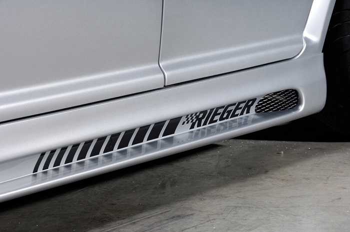 Zijskirts passend voor VW Bora Rieger met uitsnede