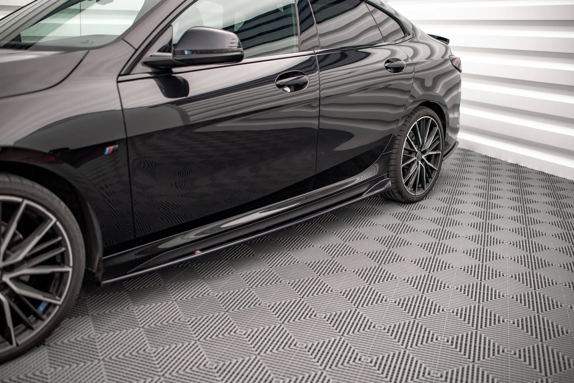 Bodykit passend voor BMW 2-serie M-pack Gran Coupe F44 Maxton Glanzend zwart