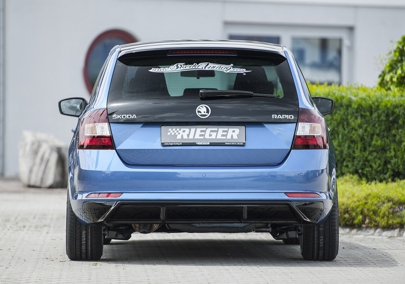 Achterbumper Diffuser Glossy Black Skoda Rapid Spaceback NH