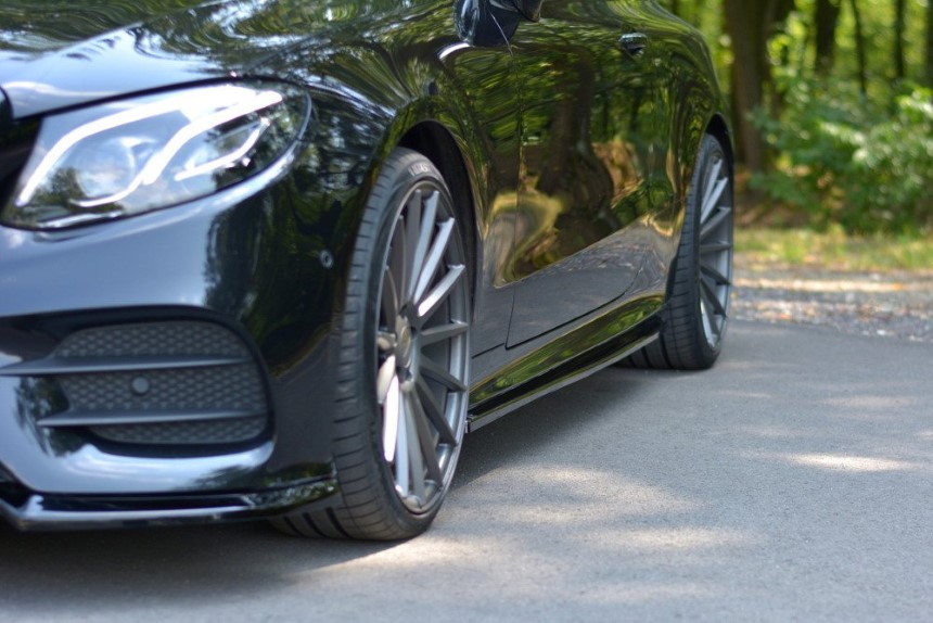 Zijskirts passend voor Mercedes E W213 Coupé AMG-Line Maxton Design glans zwart