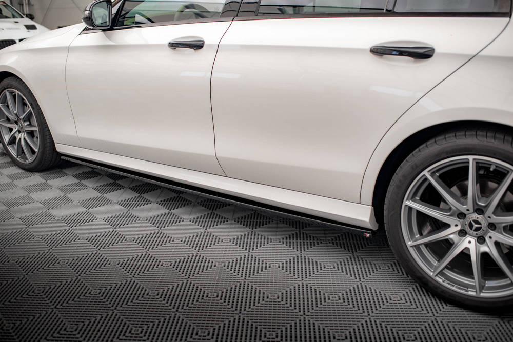 Zijskirts passend voor Mercedes E Klasse W213 FL AMG Line Maxton Glans Zwart