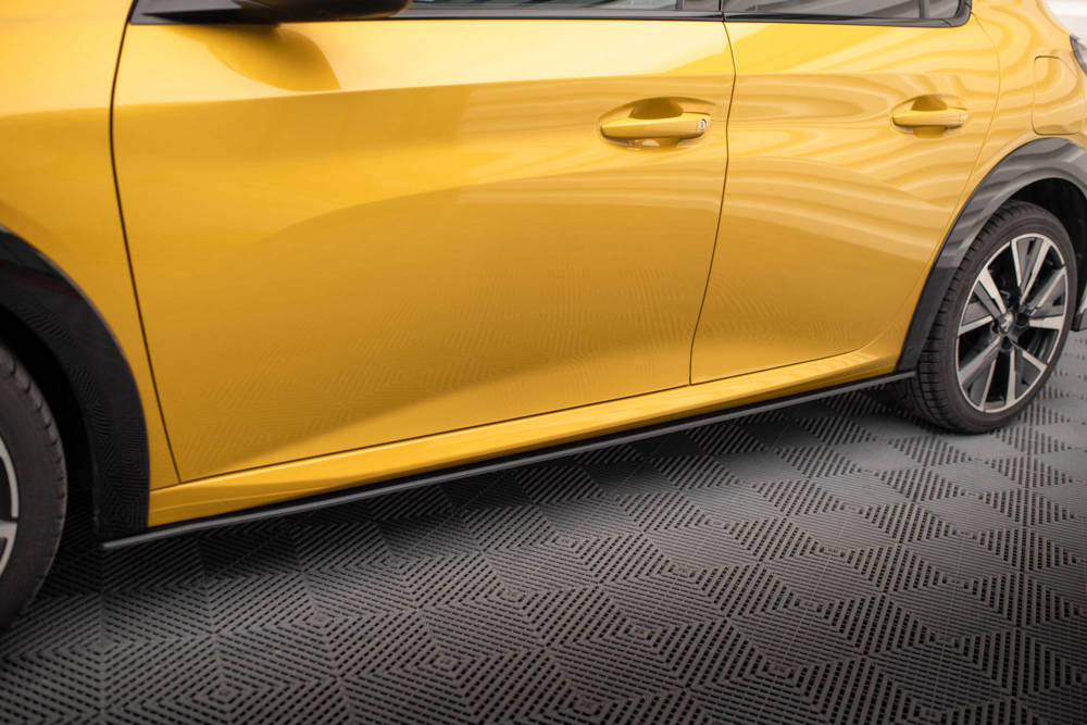 Zijskirts Street Pro Peugeot 208 GT Maxton