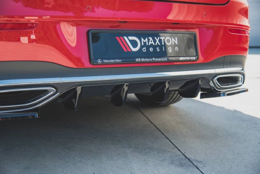 Diffuser passend voor Mercedes CLA AMG-Line X118 Maxton Design glans zwart
