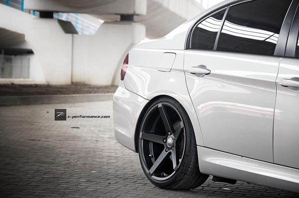 Z-Performance Six Matte Black 8,5x20 5x120 ET35 Velgen