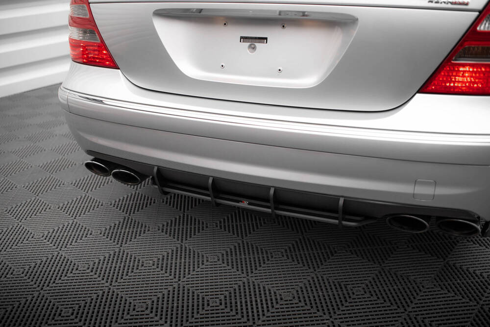 Diffuser passend voor Mercedes E55 AMG W211 Maxton Street Pro